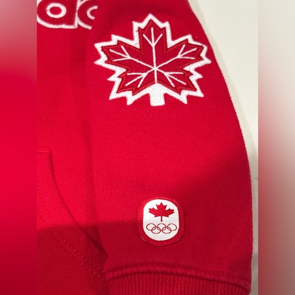 OLYMPICS TEAM CANADA HUDSON’S BAY 12-18 MONTH INFANT SWEATSHIRT - Picture 4 of 6